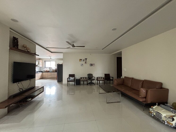 Living Room, banjara hills 3 Bedroom 3000 Sq.Ft. Apartment In Banjara Hills Hyderabad 8083375