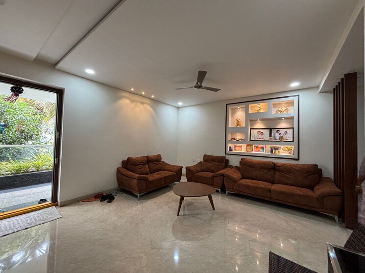 Living Room, banjara hills 3 Bedroom 3000 Sq.Ft. Apartment In Banjara Hills Hyderabad 8083375