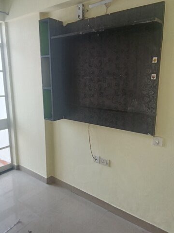Furnished Amenities in 1 BHK Apartment at Zara Aavaas, Sector 104 – for Rent