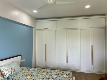Bedroom in 3.5 BHK Apartment at Konark Vista, Magarpatta City – for Rent