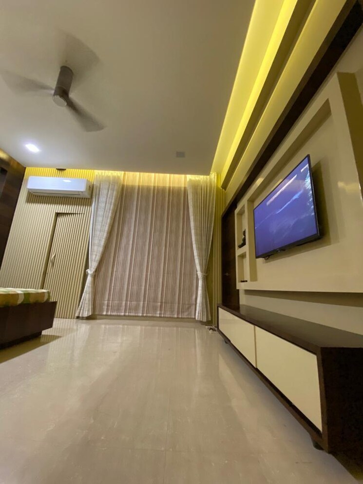 Room, bapu nagar 3.5 Bedroom 4075 Sq.Ft. Apartment In Bapu Nagar Jaipur 8083450