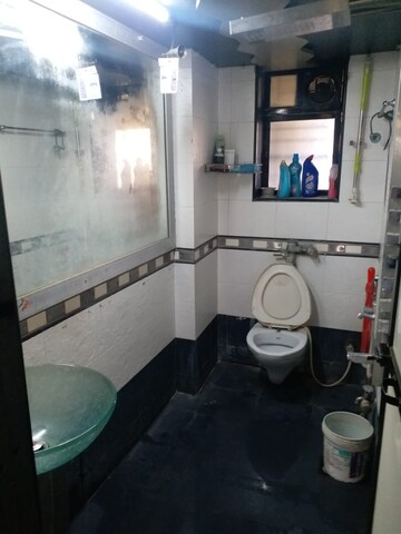 Master Bedroom in 2 BHK Apartment at Panch Pakhadi – for Rent
