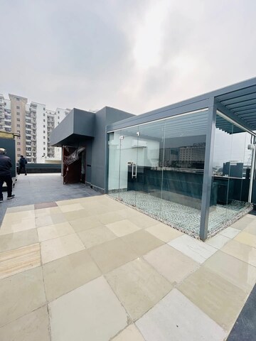 Parking in 2 BHK Builder Floor at Sector 44 – for Rent