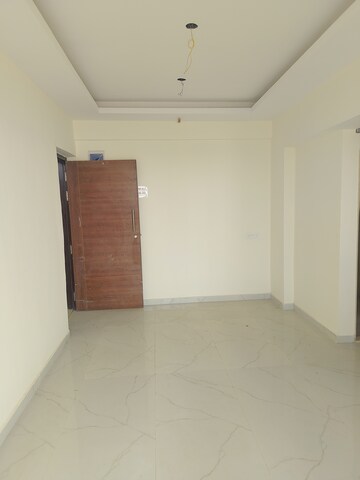 Room in 1 BHK Apartment at Sumathinath Shalibhadra Amora, Nalasopara West – for Rent