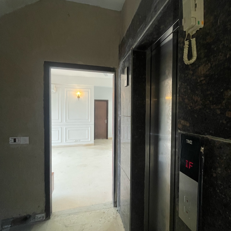 undefined, bptp-amstoria 3 Bedroom 2229 Sq.Ft. Builder Floor In Sector 102 Gurgaon 8083612