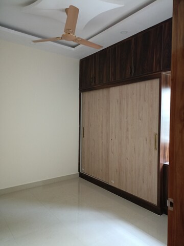 Room in 5 BHK Villa at Noble Residency Plot, Bannerghatta – for Sale