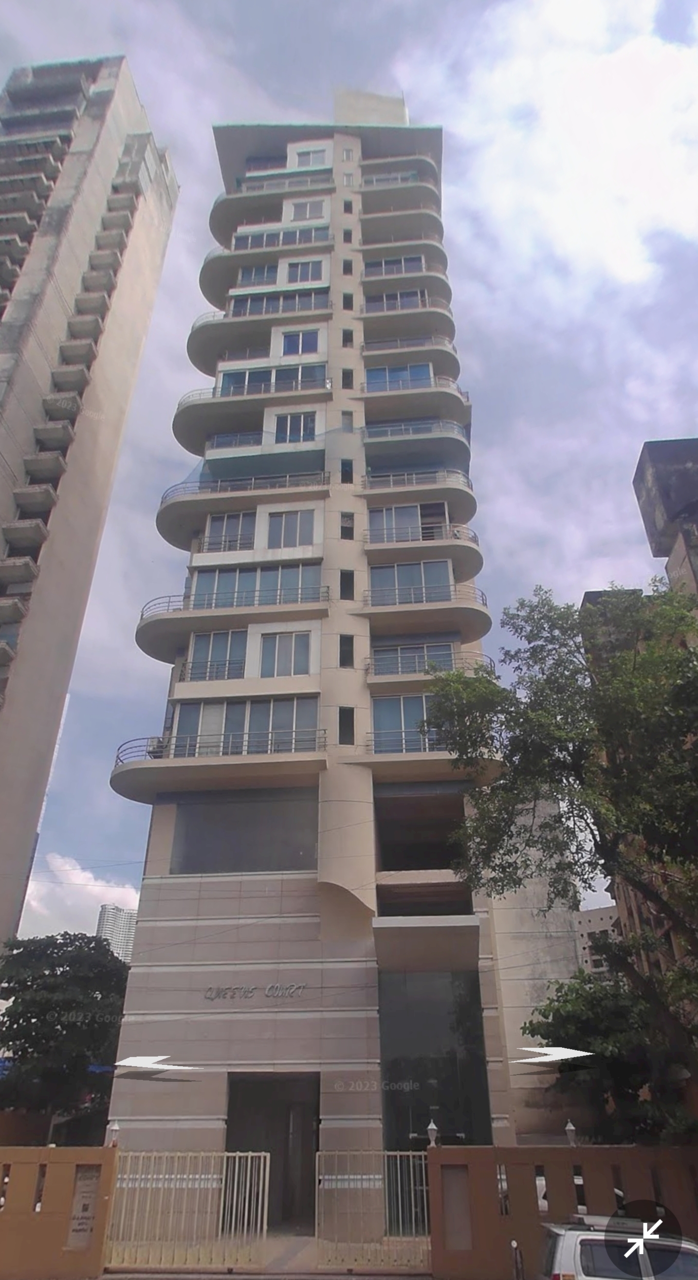 4 BHK + Servant Room Penthouse For Sale in Queens Court Worli