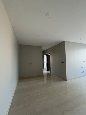 Room in 6 BHK Apartment at Oberoi Sky City, Borivali East – for Sale