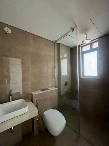Bathroom in 6 BHK Apartment at Oberoi Sky City, Borivali East – for Sale
