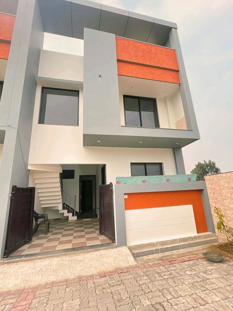 Exterior View, himalaya-defence-mega-city  80 Sq.Yd. Plot In Deri Skaner Greater Noida 8083844