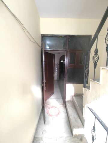 1 BHK Builder Floor For Rent in Rohini