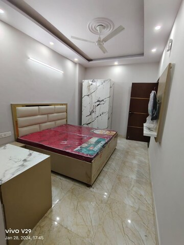 Bedroom in 1 BHK Builder Floor at Ansal Sushant Lok I, Sector 43 – for Rent