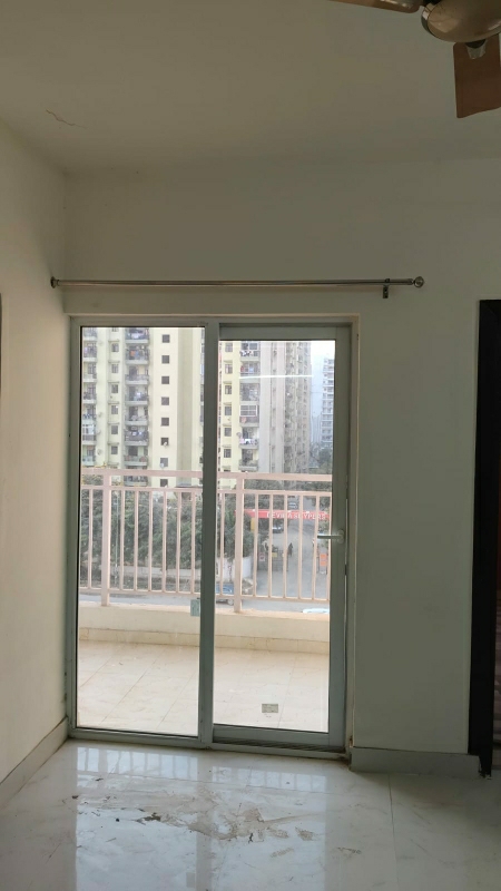 4 BHK + Servant Room Apartment For Sale in VVIP Mangal