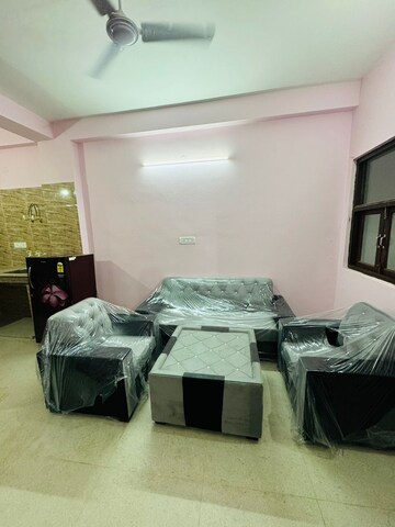 1 BHK Builder Floor For Rent in Saket