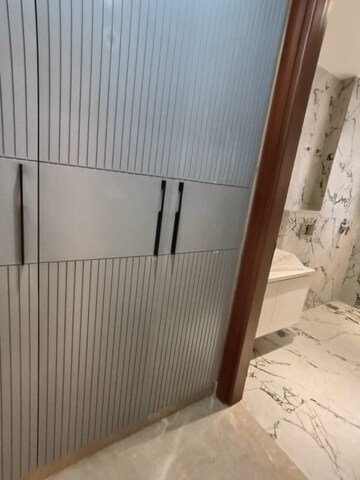 Bathroom in 1 BHK Builder Floor at Palam Vihar Residents Association, Palam Vihar – for Rent