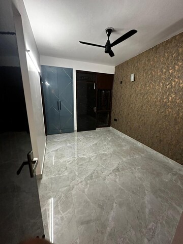Bathroom in 3 BHK Builder Floor at Ansal Sushant Lok I, Sector 43 – for Sale
