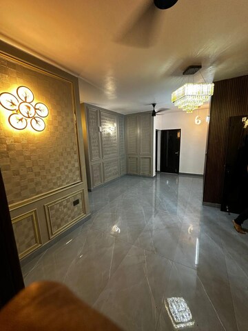 Room in 3 BHK Builder Floor at Ansal Sushant Lok I, Sector 43 – for Sale