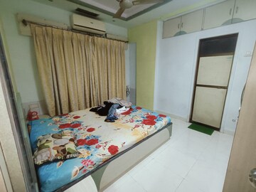Bedroom in 2 BHK Apartment at Hari Dham CHS, Andheri East – for Rent