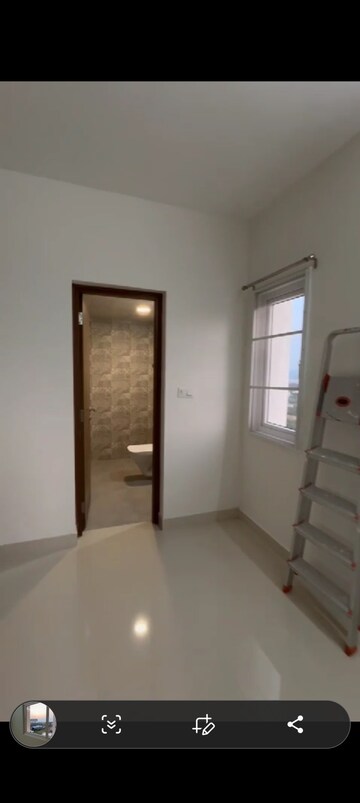 Room in 2 BHK Apartment at Prestige Primrose Hills, Banashankari 6th Stage – for Rent
