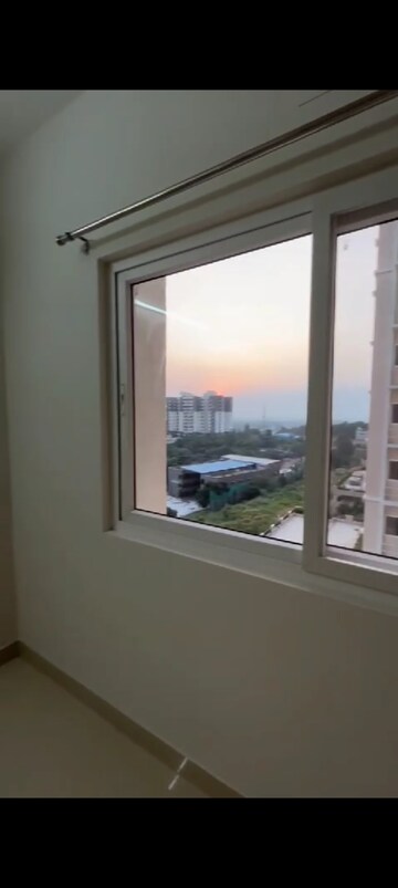 Room in 2 BHK Apartment at Prestige Primrose Hills, Banashankari 6th Stage – for Rent