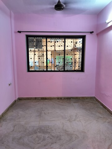Room in 1.5 BHK Apartment at The One Plaza CHS, Sector 19a – for Rent
