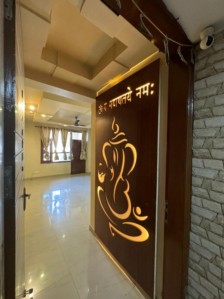 Room, kishanpura 3 Bedroom 1800 Sq.Ft. Apartment In Kishanpura Zirakpur 8084096