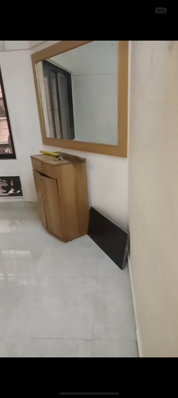 Room in 1 BHK Apartment at Green Field B CHS LTD, Andheri East – for Rent