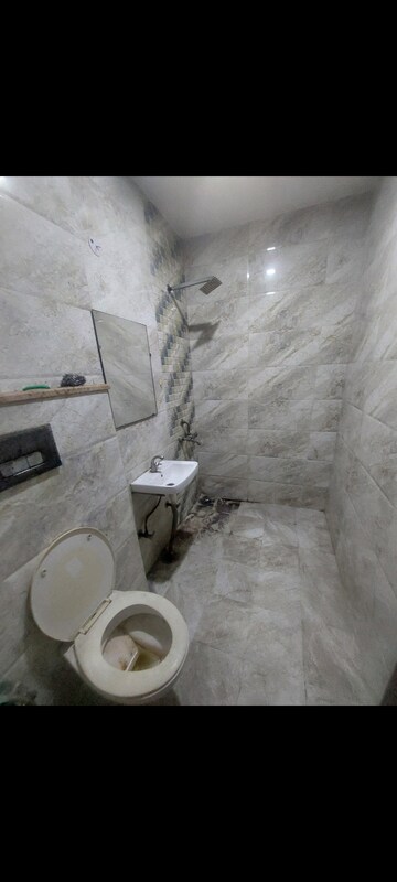 Bathroom in 2 BHK Apartment at Sarita Vihar – for Rent