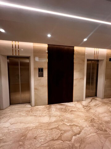 Room in 3 BHK Apartment at Andheri West – for Rent