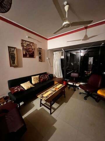 Living Room in 3 BHK Apartment at Andheri West – for Rent