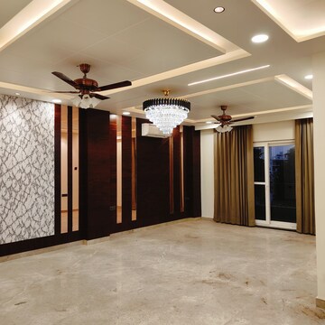Room in 3 BHK Builder Floor at Sector 46 – for Rent