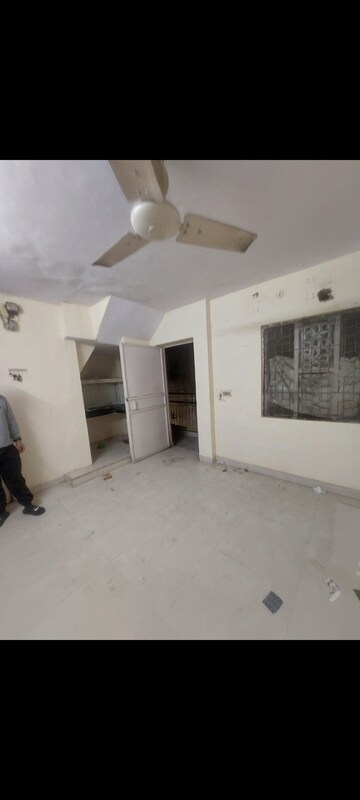 Bathroom in 1 BHK Apartment at Sarita Vihar – for Rent