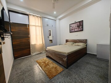 Bedroom in 2 BHK Builder Floor at Uday Arden 45, Sector 45 – for Rent