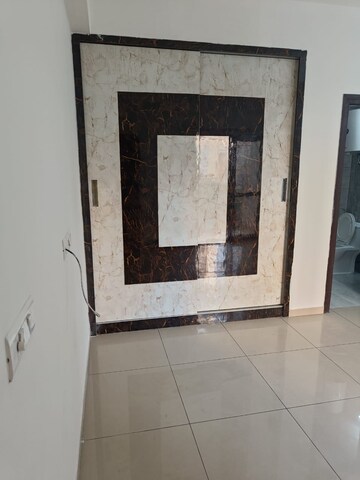 Room in 2 BHK Apartment at Gulshan Bellina, Sector 16 Greater Noida – for Sale