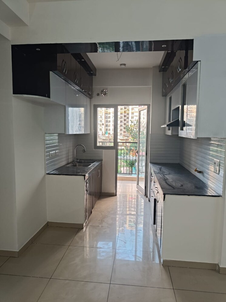 Kitchen, gulshan-bellina 2 Bedroom 1020 Sq.Ft. Apartment In Sector 16 Greater Noida Greater Noida 8084236
