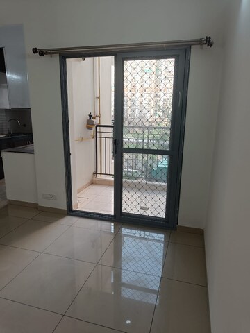 Room in 2 BHK Apartment at Gulshan Bellina, Sector 16 Greater Noida – for Sale