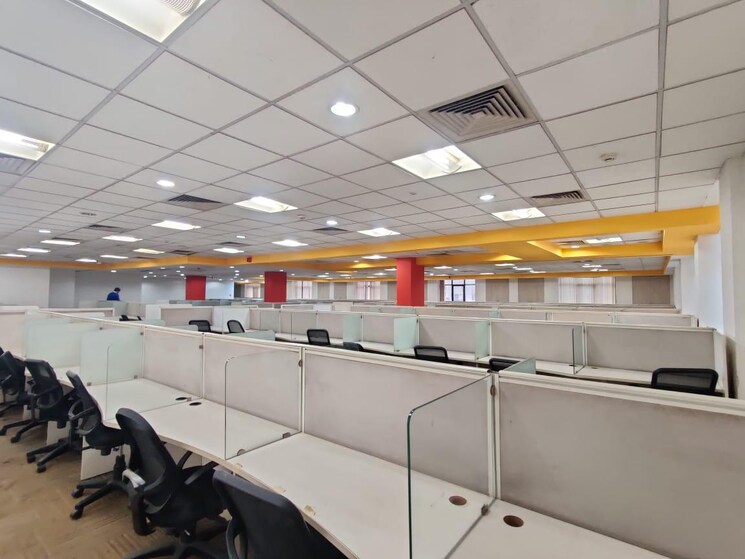 Team Area, alphathum Commercial Office Space 4000 Sq.Ft. In Sector 90 Noida 8084238