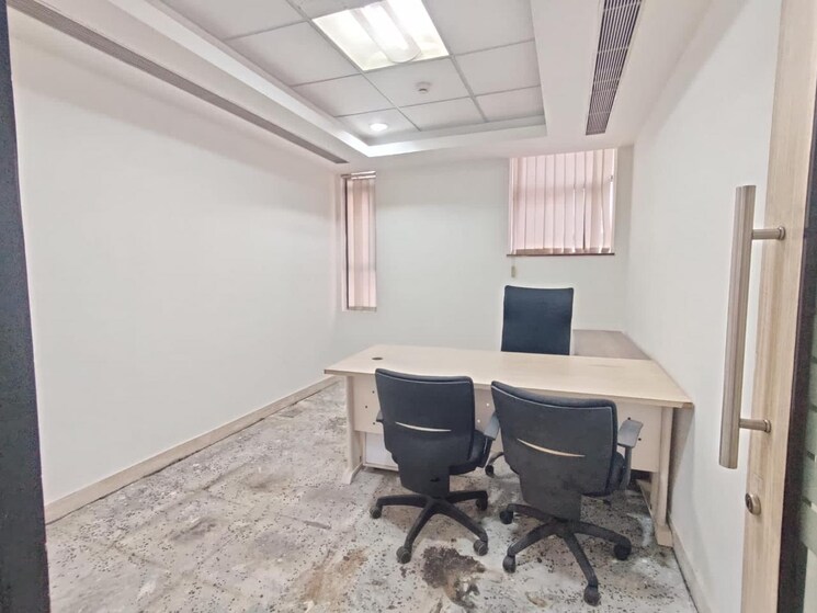 Team Area, alphathum Commercial Office Space 4000 Sq.Ft. In Sector 90 Noida 8084238
