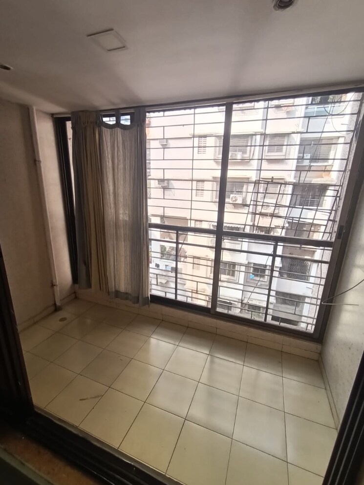 Room, shah-corner 1 Bedroom 500 Sq.Ft. Apartment In Kharghar Navi Mumbai 8084267