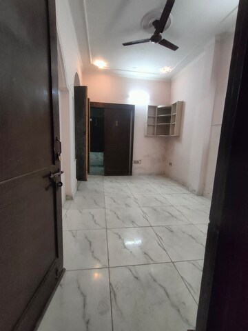 Bathroom in 1.5 BHK Independent House at Shri Vinayaka Beta Plaza, Beta I Greater Noida – for Rent