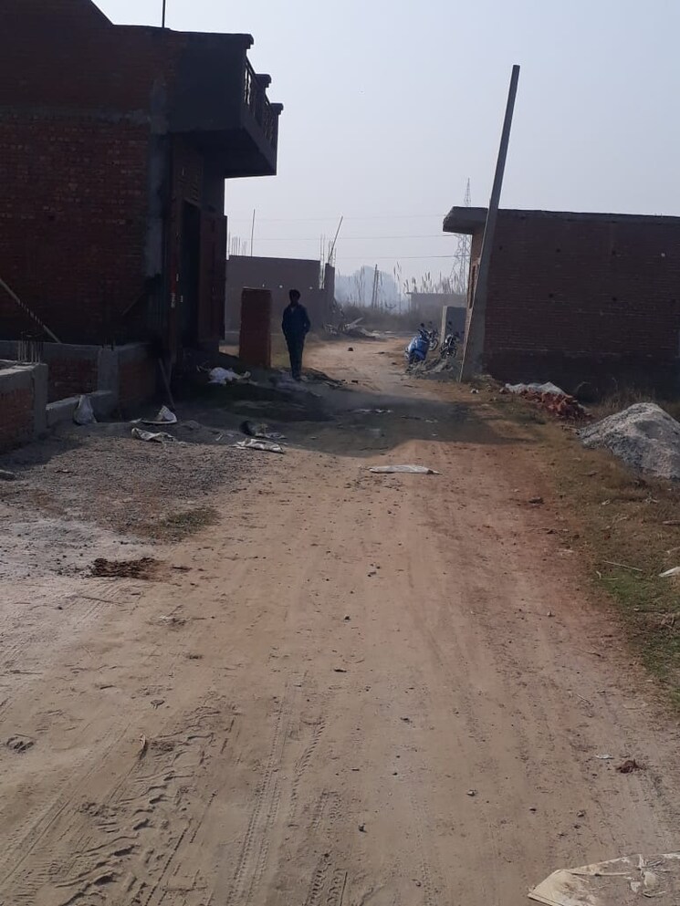Exterior View, deri skaner  56 Sq.Yd. Plot In Deri Skaner Greater Noida 8084295