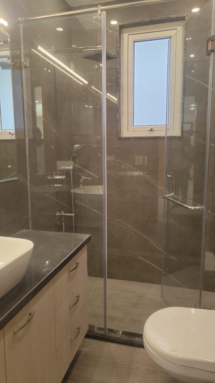 Bathroom, saket 3 Bedroom 200 Sq.Yd. Builder Floor In Saket Delhi 8084336