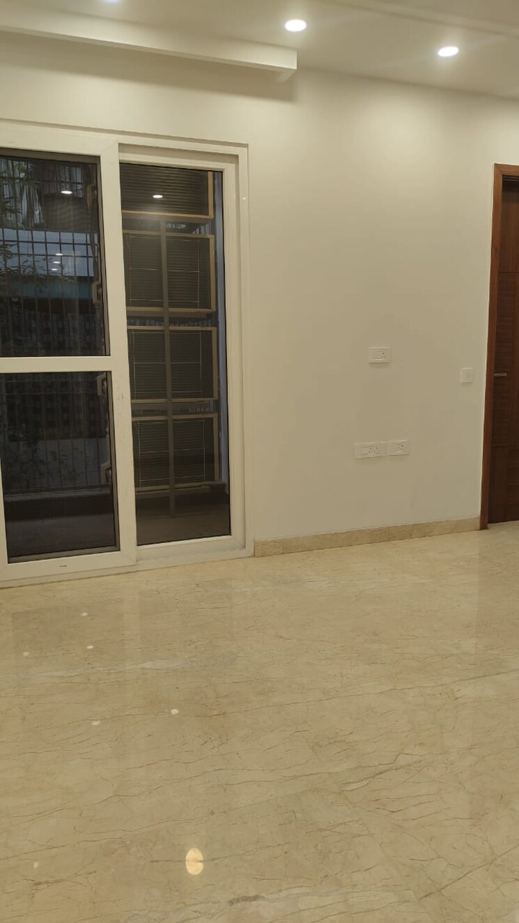 Room, saket 3 Bedroom 200 Sq.Yd. Builder Floor In Saket Delhi 8084336