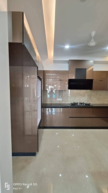 Kitchen in 2.5 BHK Builder Floor at Palam Vihar Residents Association, Palam Vihar – for Rent