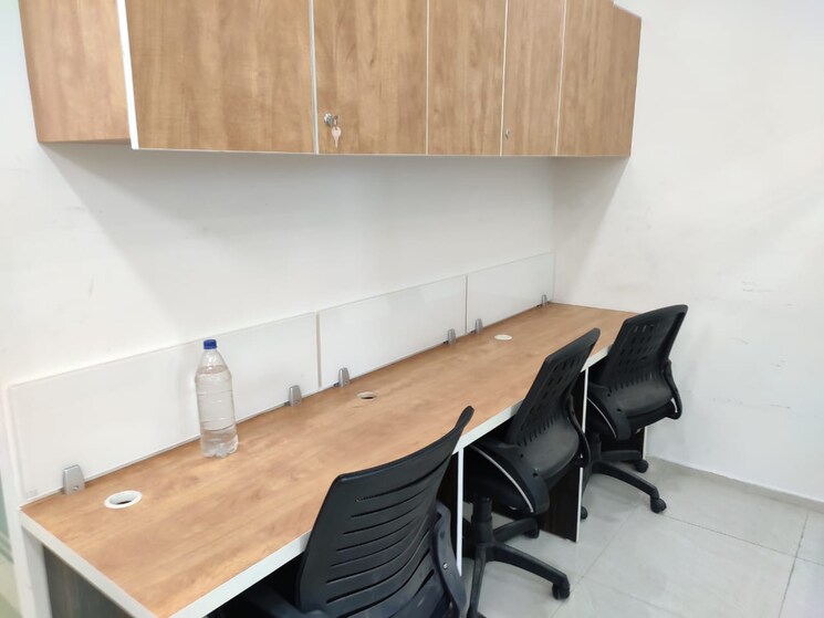 Team Area, alphathum Commercial Office Space 532 Sq.Ft. In Sector 90 Noida 8084422