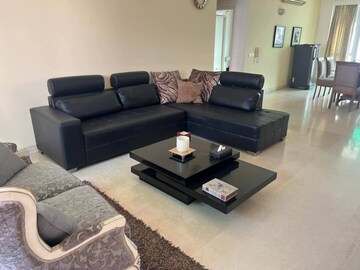 Living Room in 3 BHK Builder Floor at Palam Vihar Residents Association, Palam Vihar – for Rent
