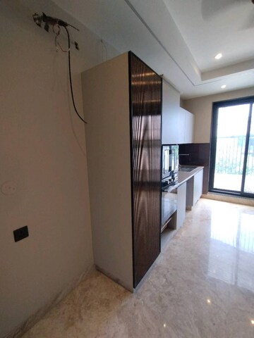 Room in 4 BHK Builder Floor at Dlf Phase I – for Sale
