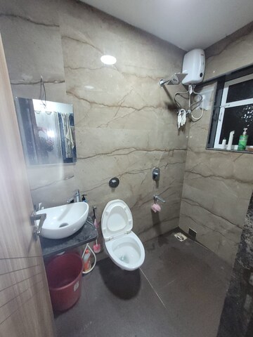 Bathroom in 1 BHK Apartment at Collectors Colony – for Rent