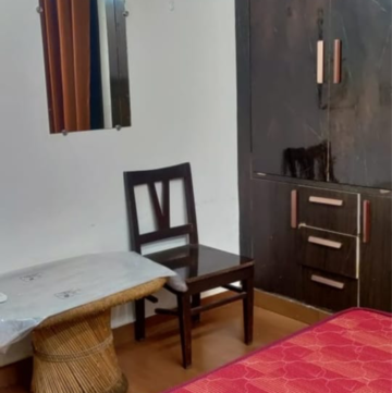 Bedroom in 3.5 BHK Villa at Sector 23 – for Rent