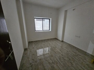 Room in 2 BHK Apartment at Bariatu – for Rent
